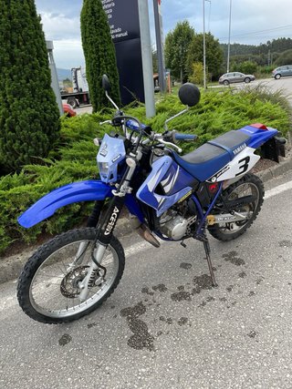Yamaha DT 125 R Azul/Blanca