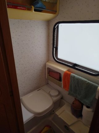 Vendo caravana knaus Azur de 1992  Negociable