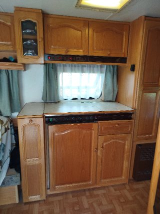 Vendo caravana knaus Azur de 1992  Negociable