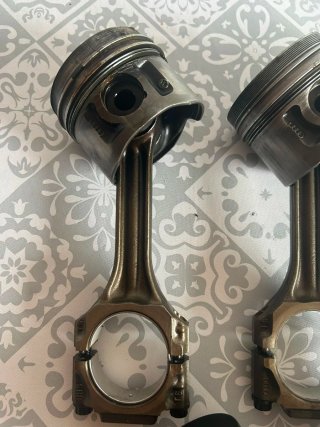 Pistones y Bielas VW T4 2.4 AAB