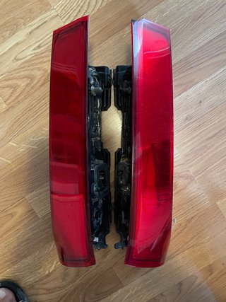 Faros Dacia Dokker (Pilotos Traseros)