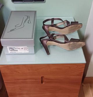 Sandalias de tacón en raso marrón T.38