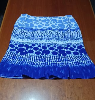 Falda de señora estampada