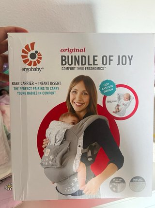 Mochila Ergobaby Estrellas