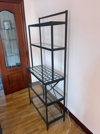 Estantería de cristal y metal