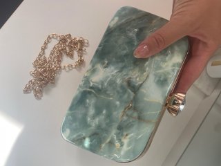 Bolso Clutch Verde y Dorado