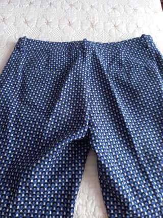Pantalón Zara estampado mujer