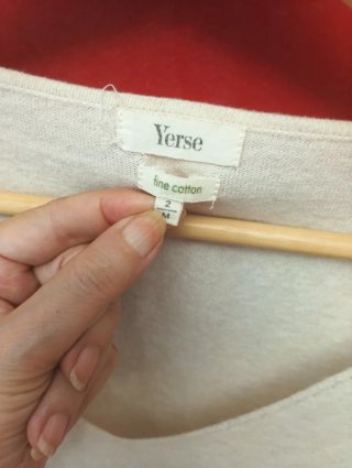 Jersey Yerse M blanco lentejuelas dorado