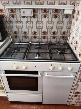 Cocina de gas con horno Meireles