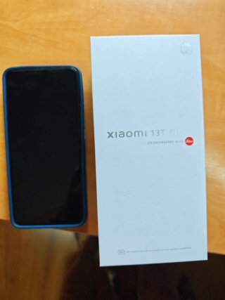 Xiaomi 13T Pro + Fundas