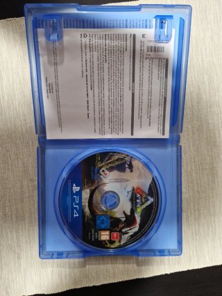 ARK Survival Evolved PS4