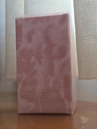 Colonia Pink Apinae sin abrir