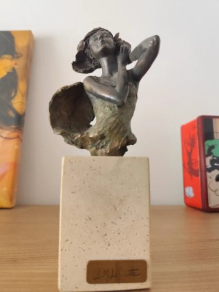 Figura de autor La Sirena bronce