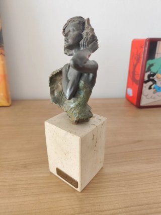 Figura de autor La Sirena bronce