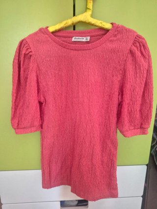 Camiseta Stradivarius Fruncida Rosa