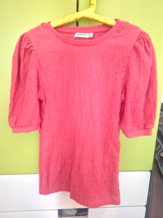 Camiseta Stradivarius Fruncida Rosa
