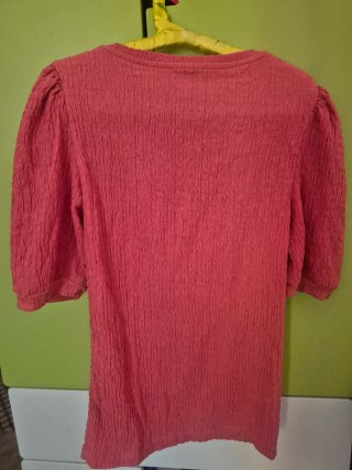 Camiseta Stradivarius Fruncida Rosa