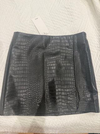 NUEVA Minifalda efecto cocodrilo Mango XXS