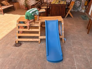 Juego Tipi Lidl con tobogán