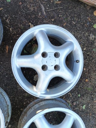 Lote 4 Llantas Opel 5 radios originales R15