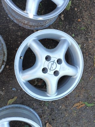 Lote 4 Llantas Opel 5 radios originales R15