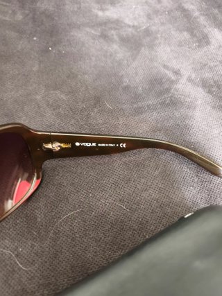 Gafas de sol Vogue mujer negras