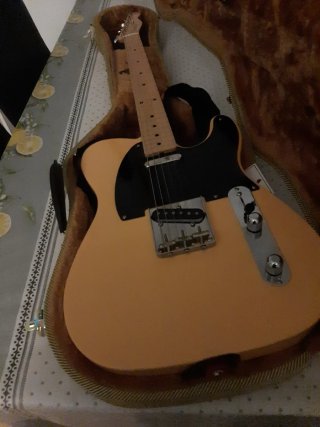 Fender Telecaster Made in Japan 2024.+Funda deluxe