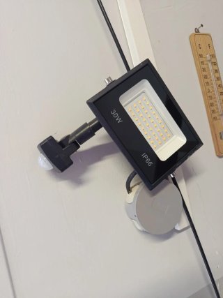 Faretti LED 30W IP66 con sensore