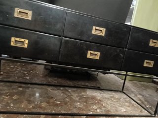 Mueble 6 cajones negro madera y forja
