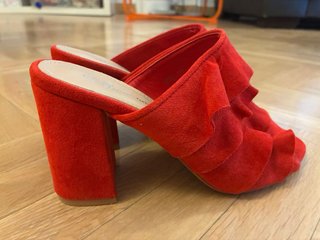 Zapatos tacón Amor Amore talla 37
