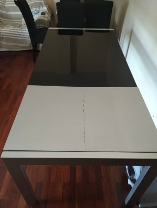 Mesa de comedor cristal y metal