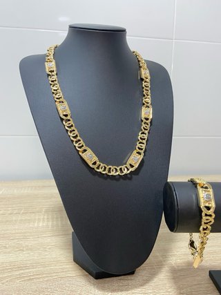 -Cadena Versace  -Bañada en Oro 18k -Cadena+Pulso