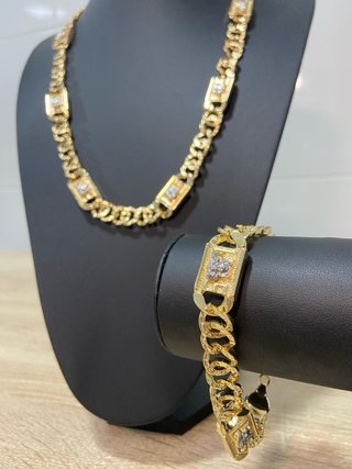 -Cadena Versace  -Bañada en Oro 18k -Cadena+Pulso