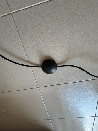 Lámpara de pie IKEA HEKTAR gris