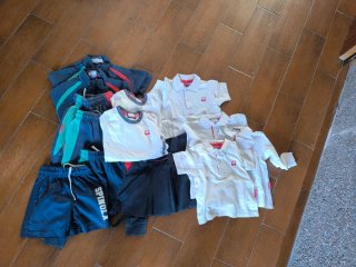 Lote uniforme escolar talla 4
