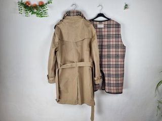 Marca Burberry con forro Nova check escoces