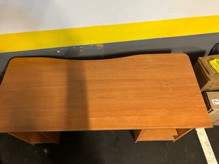 Mesa de estudio madera