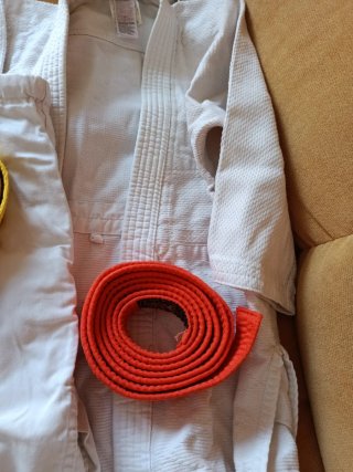 Kimono Judo Blanco Tallas 140 + Cinturones