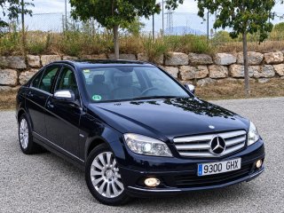 Mercedes-Benz Clase C180k etiqueta C✅️Garantia