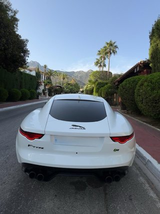 Jaguar F-Type R 5.0 Coupe RWD