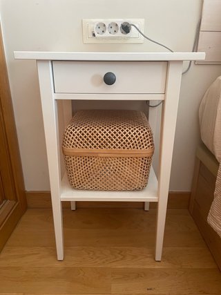 Mesitas de noche Hemnes Ikea