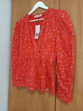 Blusa Zara floral M