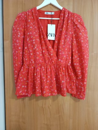 Blusa Zara floral M