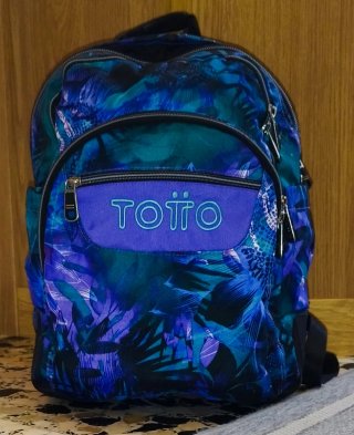 Mochila escolar Totto