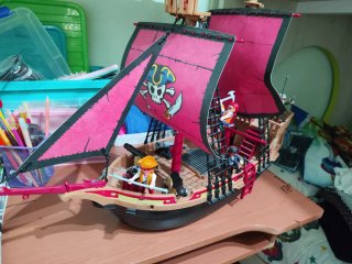 Barco Pirata Playmobil con Figuras