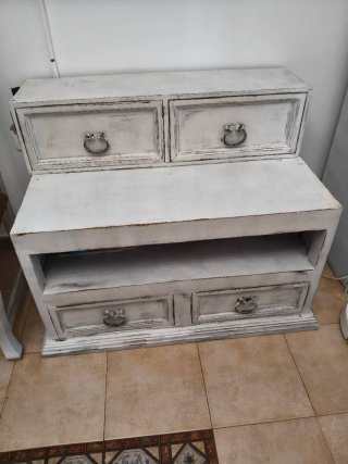 Mueble de comedor para TV estilo rústico blanco