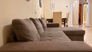 Sofá modular marrón de tela