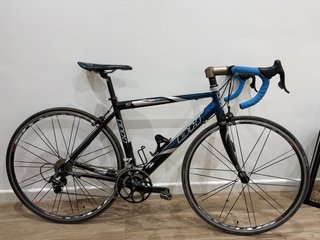 Bicicleta de carretera BH