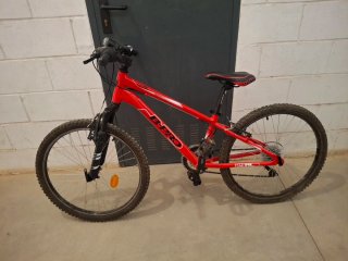 Bicicleta de Montaña Roja 26" o XS