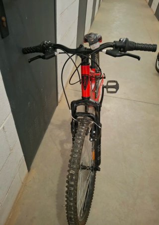 Bicicleta de Montaña Roja 26" o XS